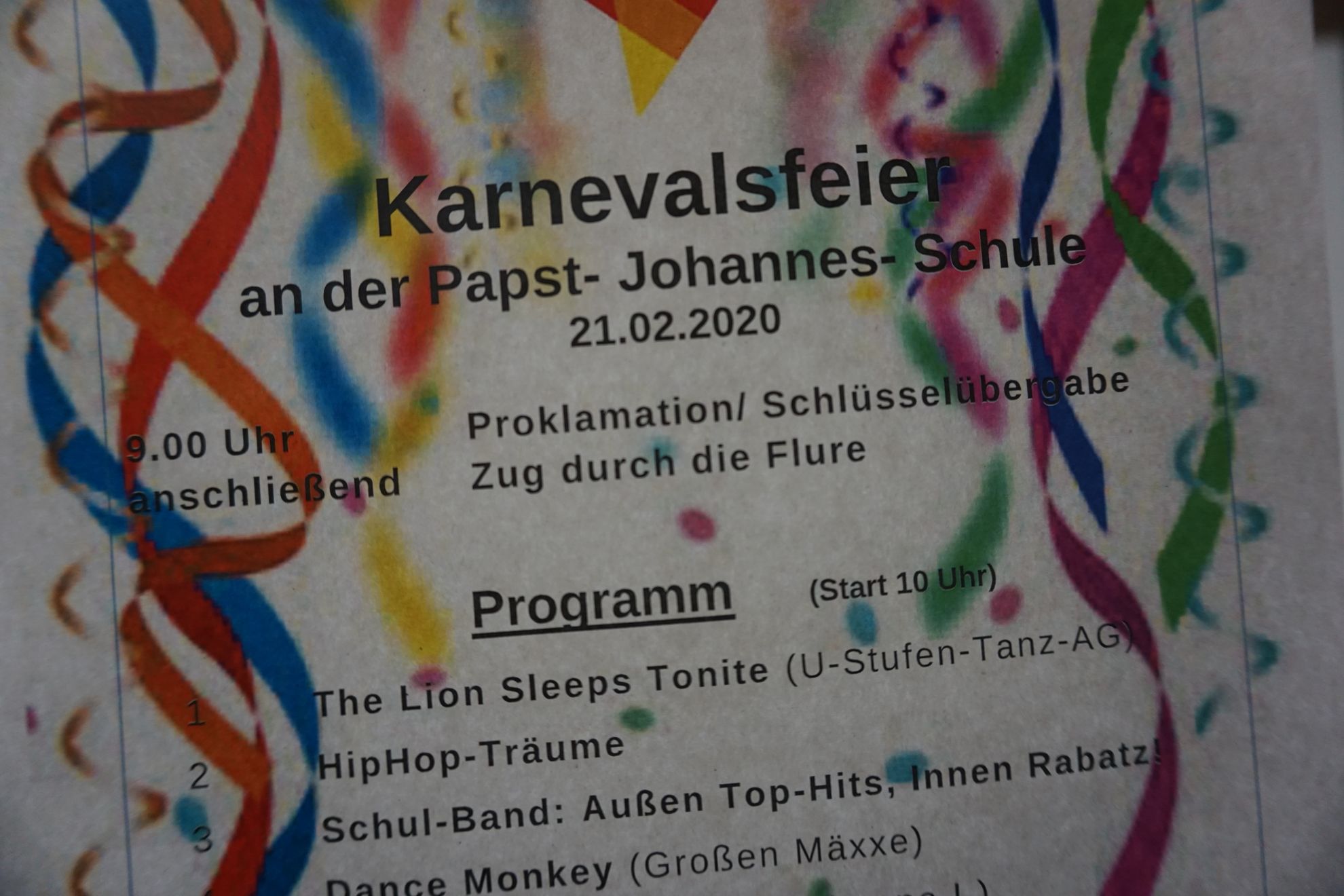 Helau Und Alaaf Papst Johannes Schule